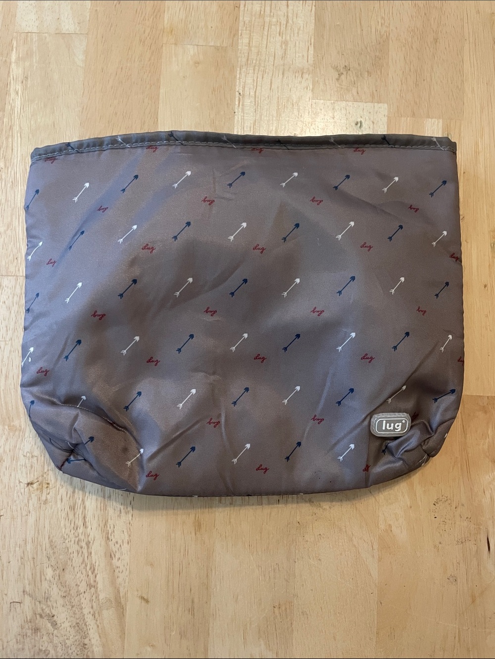 lug Gray and Blue Insulated Pouch with Arrow Motif